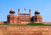 દાલમિયા ભારત જૂથ એ પાંચ વર્ષ માટે દિલ્હીના લાલ કિલ્લા(Red Fort) ને દત્તક લીધો Delhi's Red fort