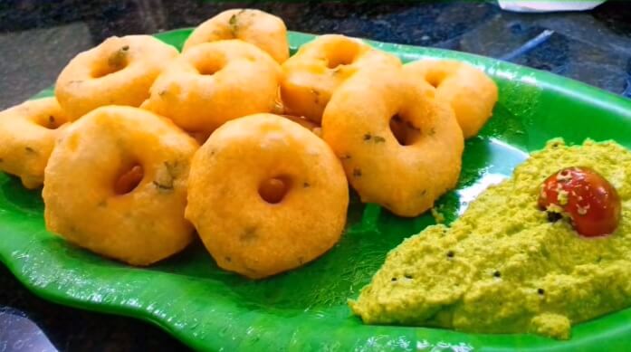 Medu Vada - medu vada recipe in gujarati - મેદુવાડા રેસીપી - મેંદુ વડા ની રેસીપી