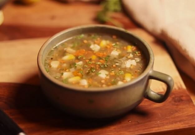 Lemon Coriander Soup - વેજ લેમન કોરિયાંડર સૂપ - Veg Lemon Coriander Soup Recipe in Gujarati