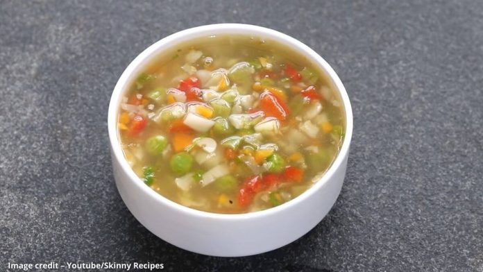 મિક્સ વેજીટેબલ સૂપ બનાવવાની રીત - mix vegetable soup recipe in gujarati - mix vegetable soup banavani rit