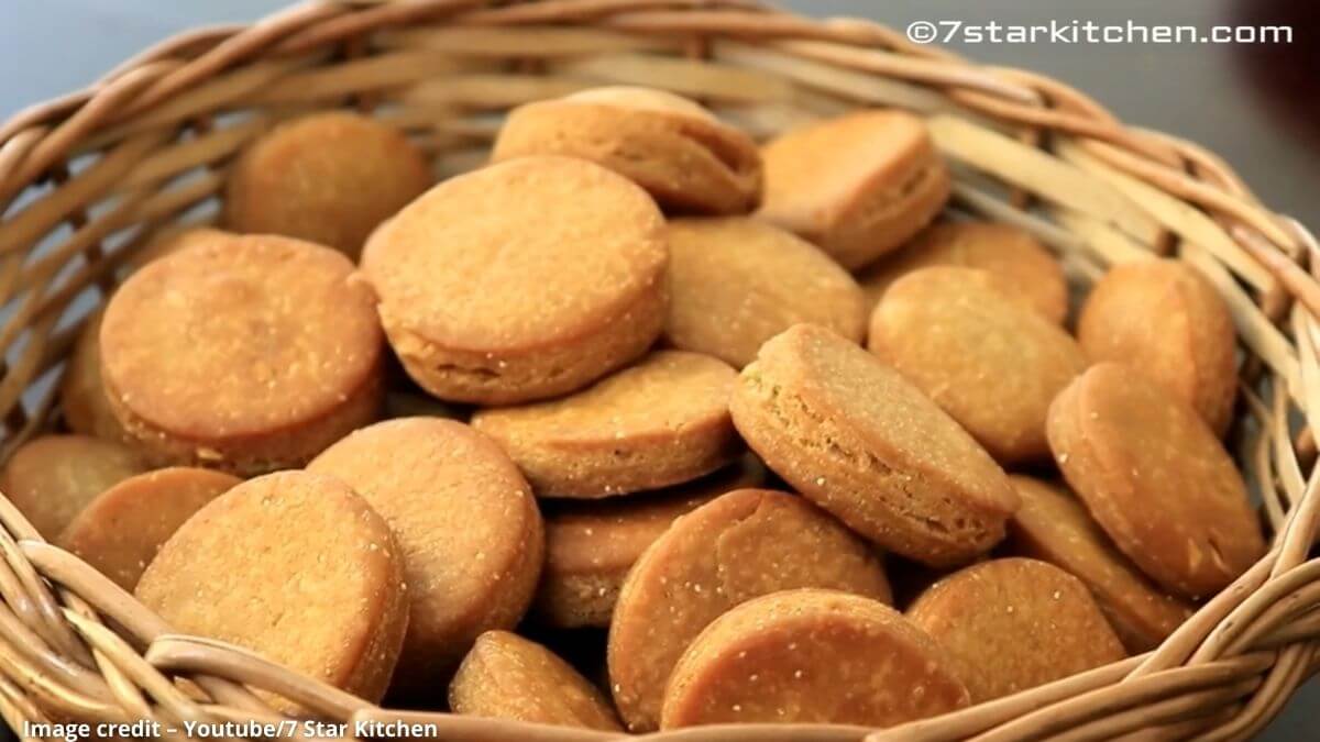 ઘઉં ના લોટ ના બિસ્કીટ બનાવવાની રીત - ghau na lot na biscuit banavani rit - ghau na lot na biscuit recipe