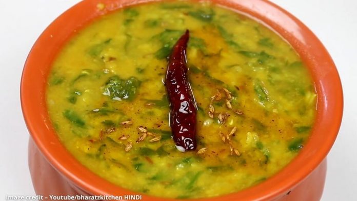 દાળ પાલક બનાવવાની રીત - dal palak recipe in gujarati - dal palak banavani rit gujarati