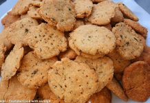 ghau na lot ni mathri recipe in gujarati - ghau na lot ni mathri banavani rit - ઘઉં ના લોટ ની મઠરી બનાવવાની રીત