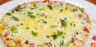 ચીઝ ખાખરા ચાર્ટ બનાવવાની રીત - cheese khakhra chaat banavani rit - cheese khakhra chaat recipe in gujarati