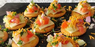 મોનેકો બિસ્કીટ ચાર્ટ બનાવવાની રીત - monaco biscuit chaat banavani rit- ક્રીમ ચીઝ બટાકા બનાવવાની રેસીપી