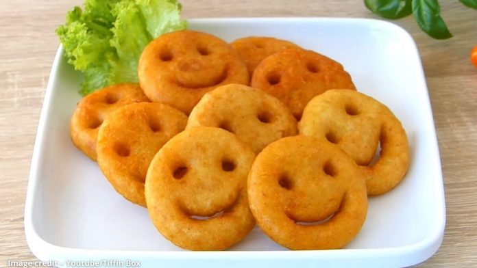 bataka ni smiley banavani rit bataka ni smiley recipe in gujarati - bataka ni smiley banavani rit - બટાકાની સ્માઇલ બનાવવાની રીત