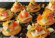 મોનેકો બિસ્કીટ ચાર્ટ બનાવવાની રીત - monaco biscuit chaat banavani rit- ક્રીમ ચીઝ બટાકા બનાવવાની રેસીપી