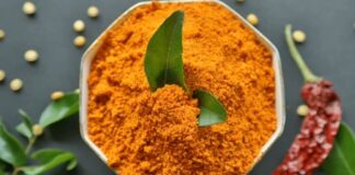 ગન પાઉડર બનાવવાની રીત - Gun powder recipe in gujarati - ઈડલી ઢોંસા સાથે સર્વ થતો મિલગપોડી પાઉડર ગન પાઉડર બનાવવાની રેસીપી