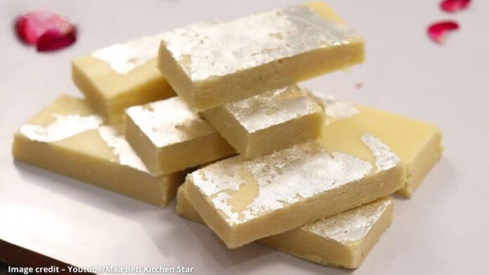 મિલ્ક બાર બરફી બનાવવાની રીત - Milk baar barfi banavani rit - Milk baar barfi recipe in gujarati
