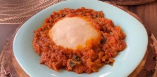 Idli Sambar Shakshuka - ઈડલી સંભાર શક્શુકા