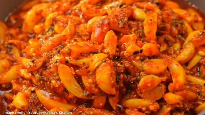 Lasan nu athanu - લસણ નું અથાણું