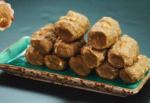 હેલ્ધી પંજાબી પીની રેસીપી Punjabi Atta Pinni Recipe in Gujarati - Atta Pinni Recipe in Gujarati - પંજાબી પીની રેસીપી