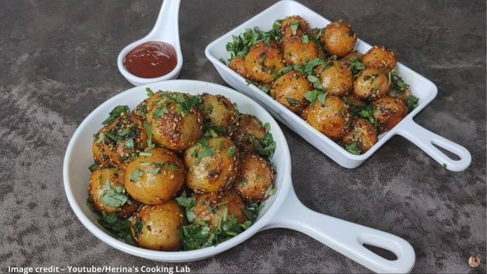 Khichu staffing ball banavani rit ખીચું સ્ટફિંગ બોલ બનાવવાની રીત - Khichu staffing ball banavani rit