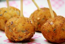 પોટેટો લોલીપોપ બનાવવાની રીત | potato lollipop banavani rit | potato lollipop banavani recipe પોટેટો લોલીપોપ બનાવવાની રીત - પોટેટો લોલીપોપ રેસીપી - potato lollipop banavani rit - potato lollipop banavani recipe - potato lollipop recipe in gujarati