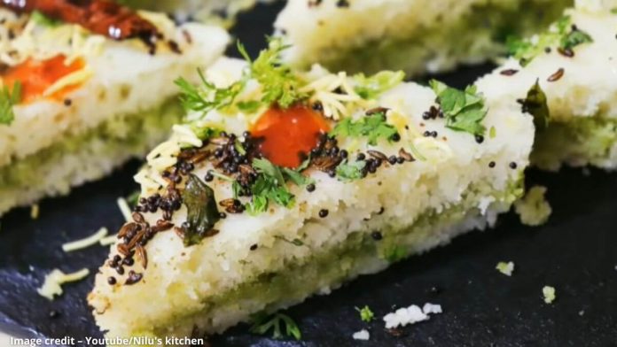 sandwich dhokla recipe in gujarati સેન્ડવીચ ઢોકળા બનાવવાની રીત - sandwich dhokla recipe in gujarati - sandwich dhokla banavani rit