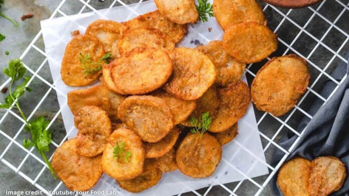 bataka na farali bhajiya banavani rit બટાકા ના ફરાળી ભજીયા બનાવવાની રીત - bataka na farali bhajiya banavani rit - bataka na farali bhajiya recipe in gujarati