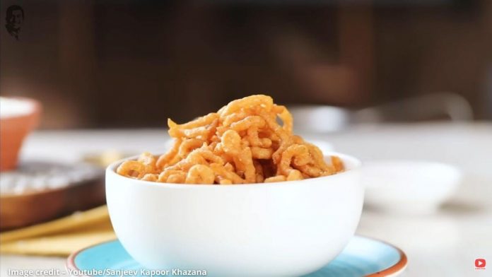 bhat na kurkure recipe in gujarati ભાત ના કુરકુરે બનાવવાની રીત - bhat na kurkure banavani rit - bhat na kurkure recipe in gujarati