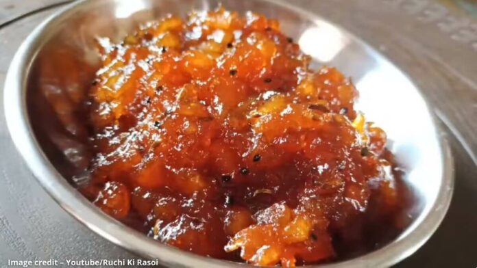 Safarjan ni khati mithi chatni banavani rit સફરજન ની ખાટી મીઠી ચટણી - Safarjan ni khati mithi chatni - સફરજન ની ખાટી મીઠી ચટણી બનાવવાની રીત - Safarjan ni khati mithi chatni banavani rit