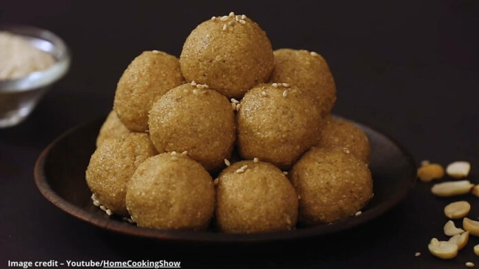 Tal suka nariyal ane singdana na ladoo Tal suka nariyal ane singdana na ladoo - તલ સૂકા નારિયળ અને સીંગદાણા લાડુ